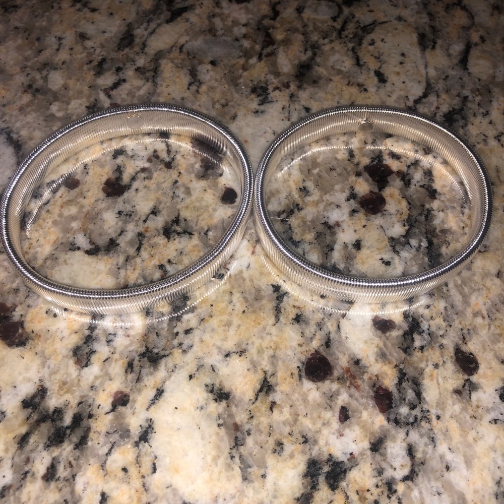 Retrofuturistic Pair of Silver Tone Armband Sleeve Garters Stretchy